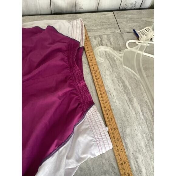 Grandpa mob wife clean girl office fairy core Women's Under Armour Shorts Large - Picture 3 of 4